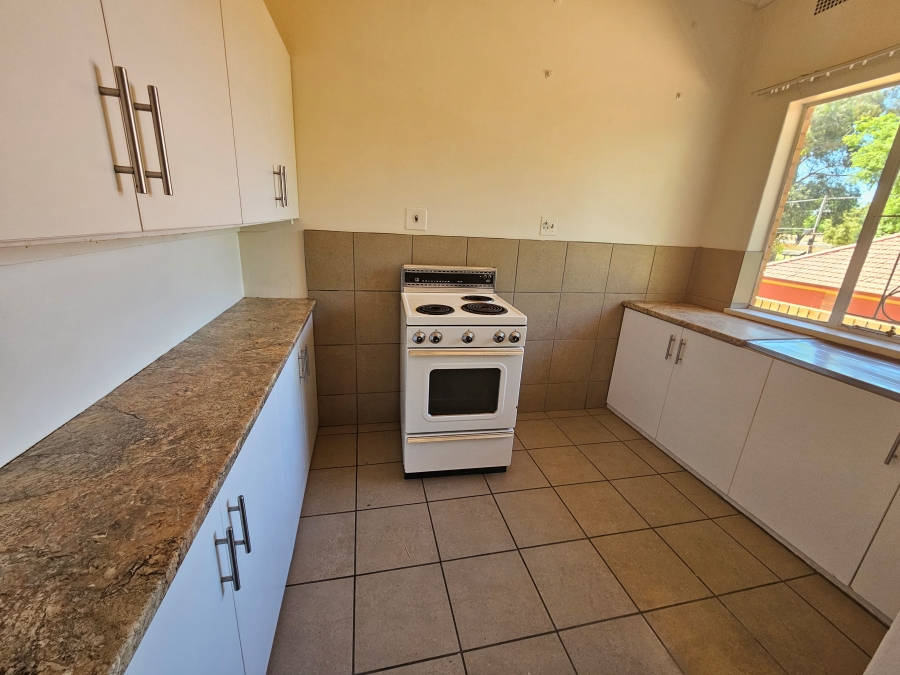 To Let 1 Bedroom Property for Rent in Adamayview North West